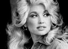 DOLLY PARTON